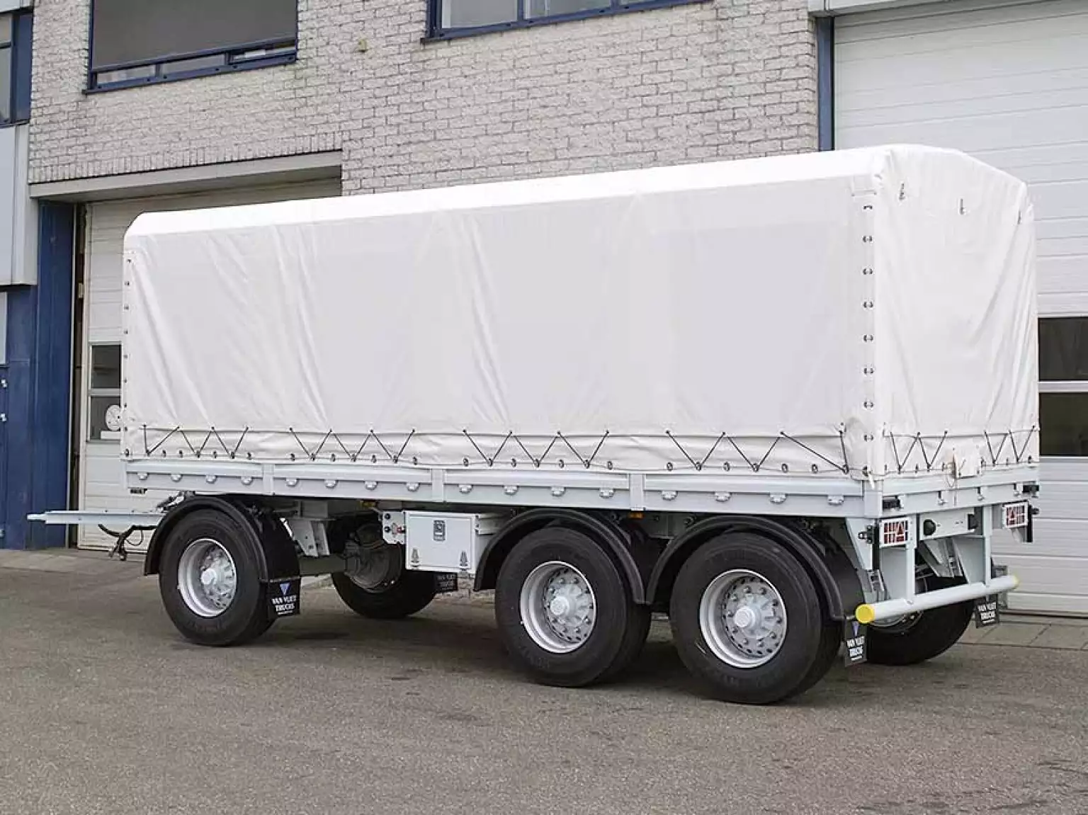 Euromax AHW 3-Axle Canvas Box Drawbar Trailer