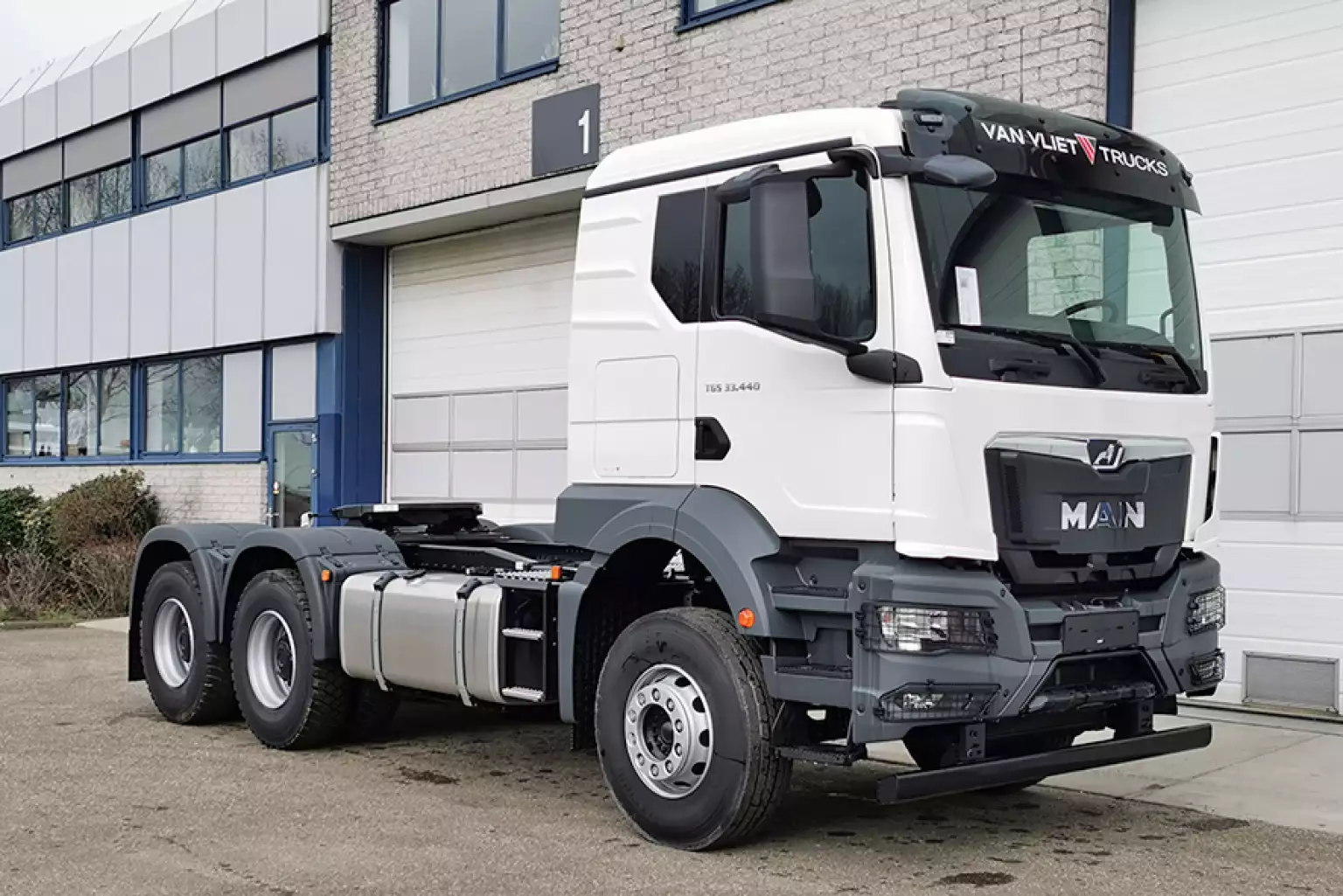 MAN TGS 33.440 BB SA 6×4 Tête de tracteur