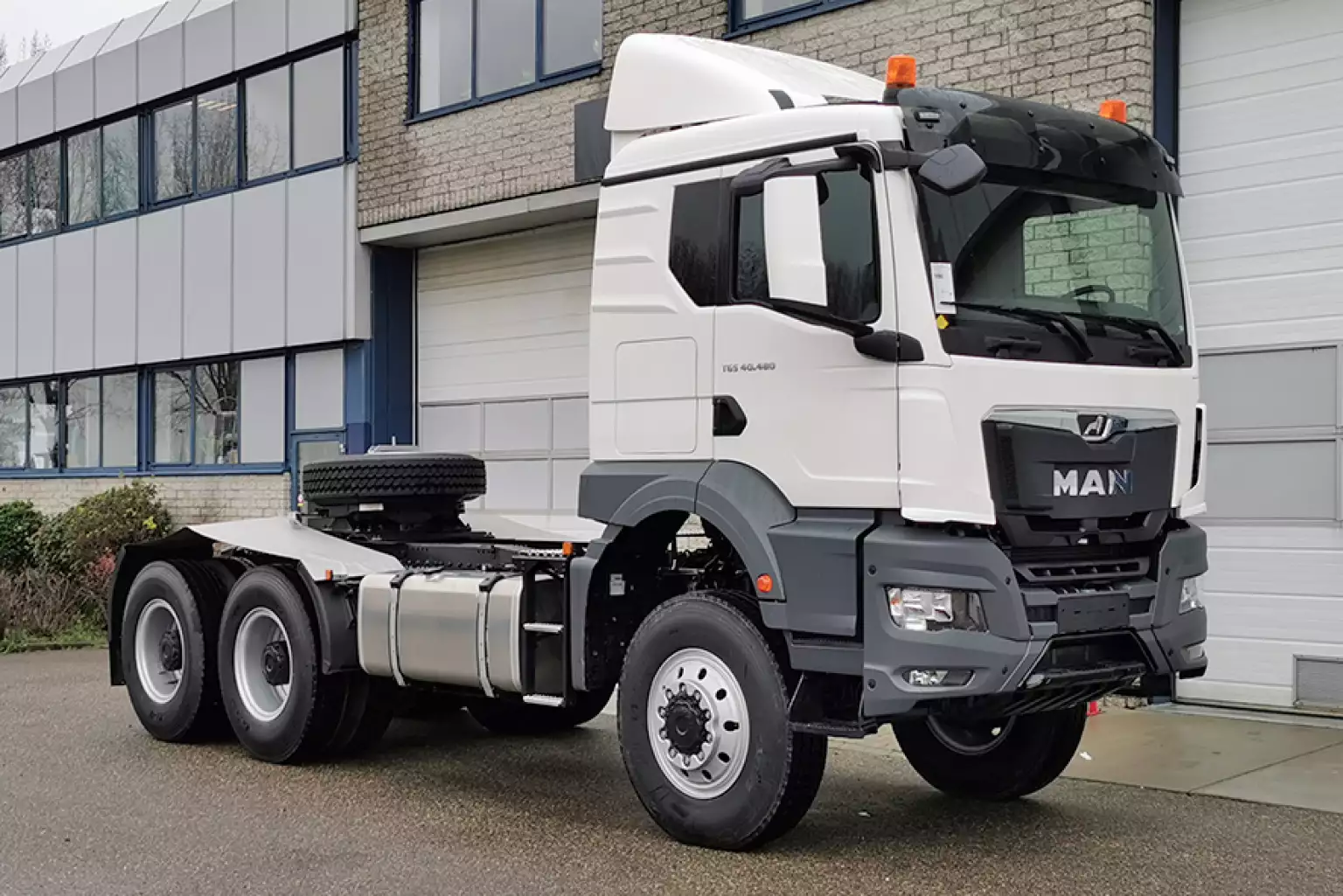 MAN TGS 40.480 BB SA 6×6 Tête de tracteur